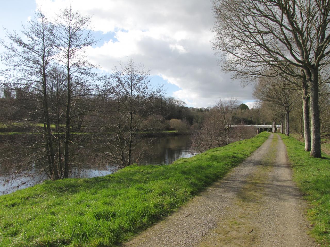 Les bords du canal Brest-Nantes 